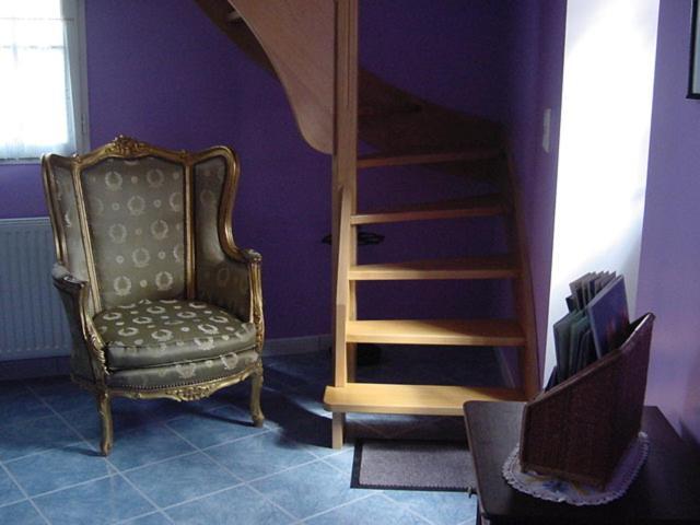 Chambres Et Table D'Hotes, Maisonnettes Individuelles Dans Propriete Privee Vézinnes Pokoj fotografie